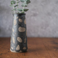 Vase with circles