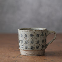 Mostly stacking cup in spotty blue/grey
